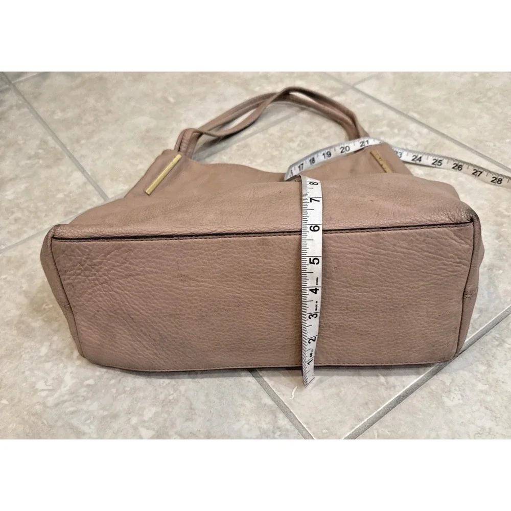Vince Camuto Hobo Pebbled Leather Shoulder Handbag in Cameo Rose Blush Pink